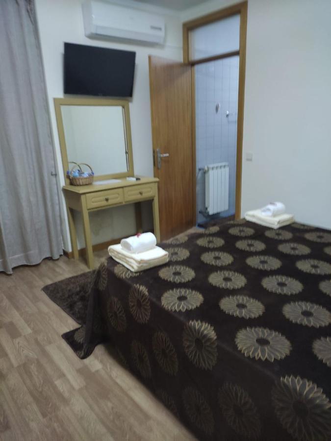Guesthouse Casa Das Abegoarias Celorico De Basto Bagian luar foto